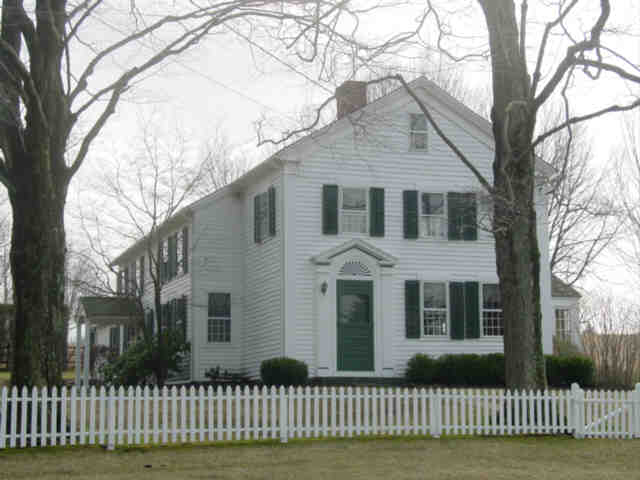 Building photograph for 32 WARNER RD